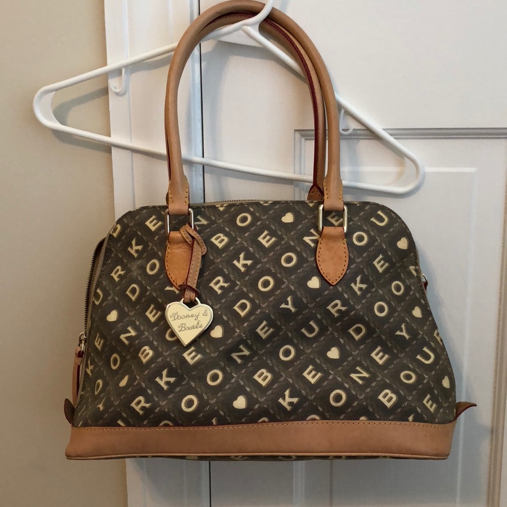 Dooney & Bourke Tote